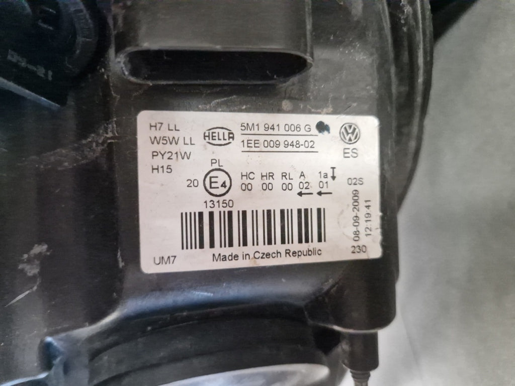 Prednji far VOLKSWAGEN GOLF 6 VI PLUS halogen desni RH 5M1941006G
