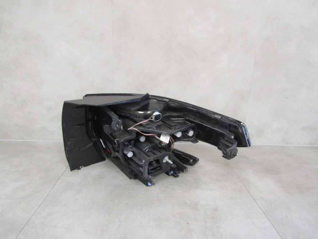 Stop svjetlo Citroën C3 Aircross II 2 halogen LH lijevi 24- 9848440780