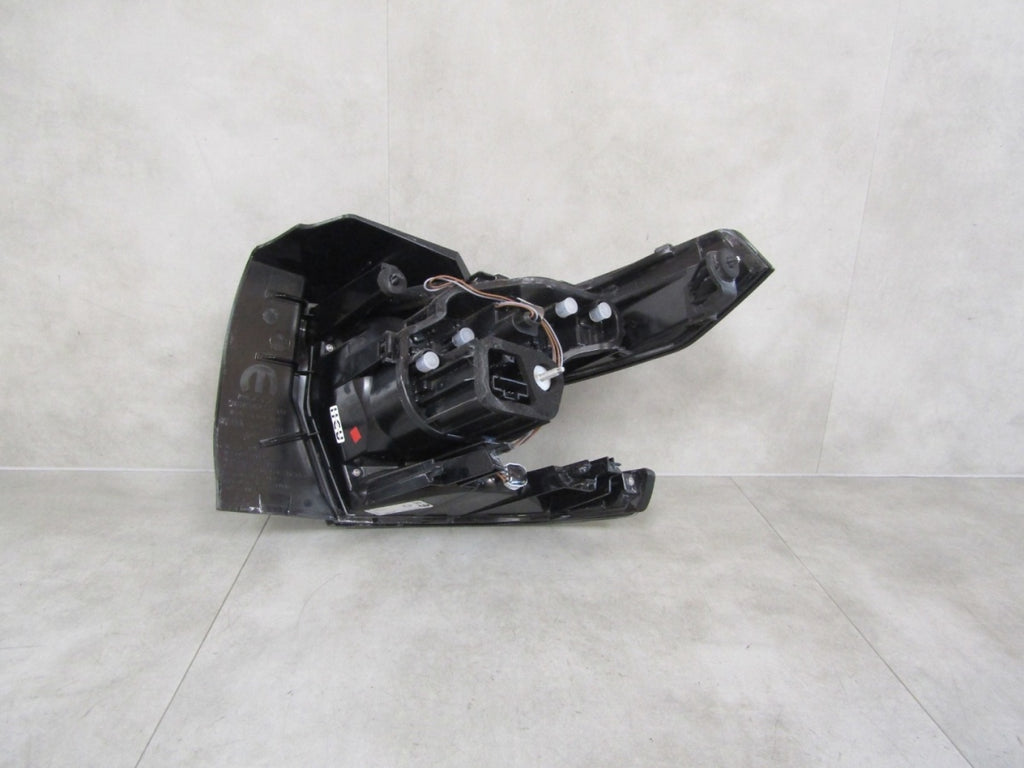 Stop svjetlo Citroën C3 Aircross II 2 halogen LH lijevi 24- 9848440780