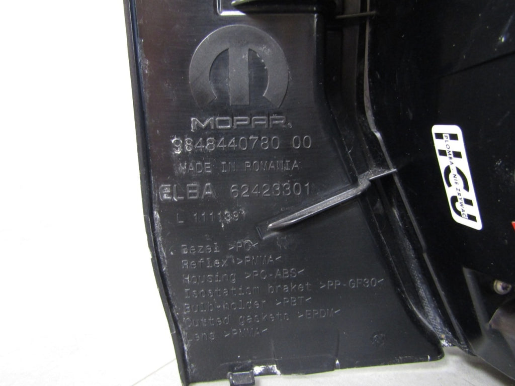 Stop svjetlo Citroën C3 Aircross II 2 halogen LH lijevi 24- 9848440780