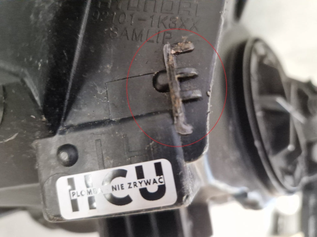 Prednji far HYUNDAI IX20 halogen sa sočivom LH lijevi 10-15 92101-1K3XX