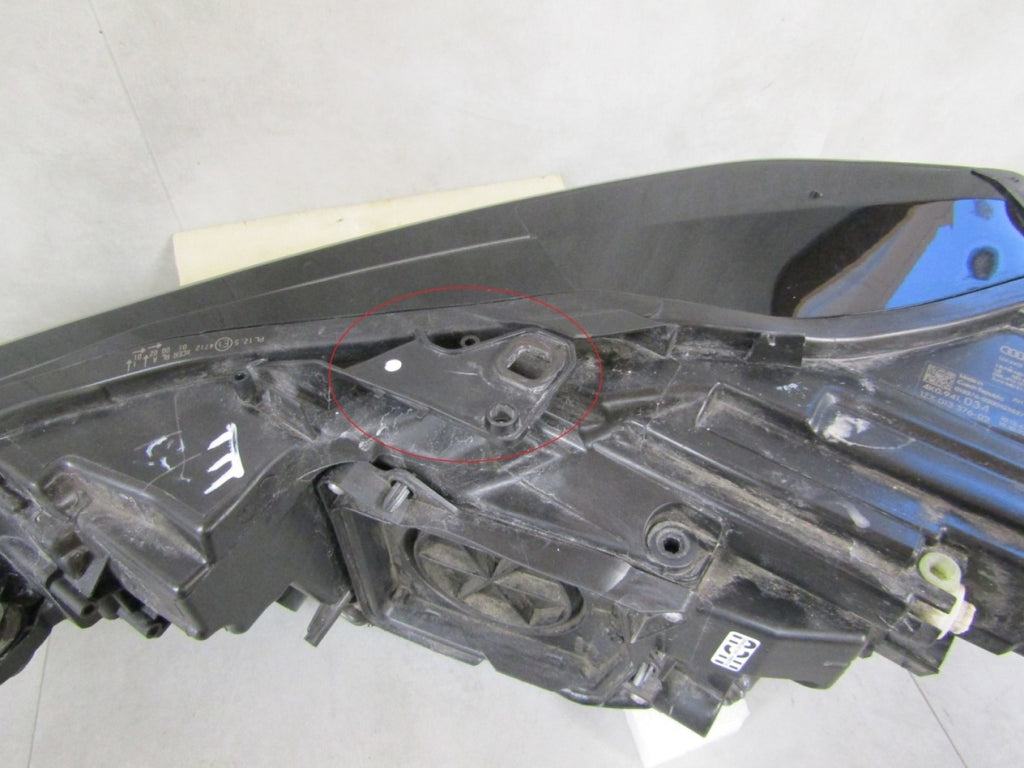 Prednji far AUDI A6 C8 LED 18- RH desni 4K0941034