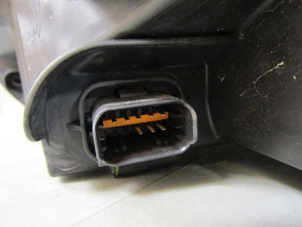 Prednji far CITROEN C3 PICASSO halogen RH 08-17 9681806180