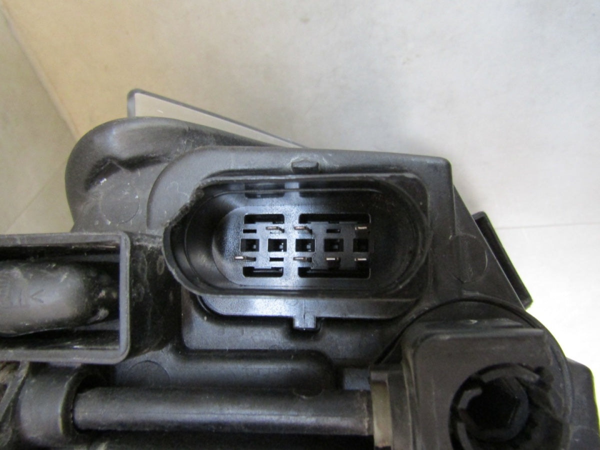 Prednji far VOLKSWAGEN VW POLO 2G LIFT halogen 17-20 RH desni 2G1941006
