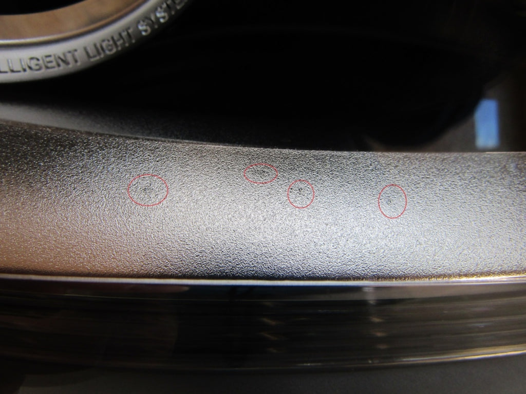 Prednji far MERCEDES W204 LIFT xenon zakretni ILS crni AMG RH desni 11-14 A2048208439