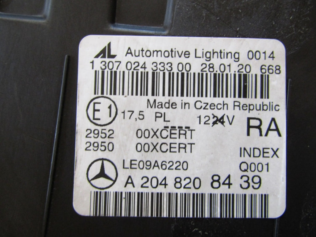 Prednji far MERCEDES W204 LIFT xenon zakretni ILS crni AMG RH desni 11-14 A2048208439