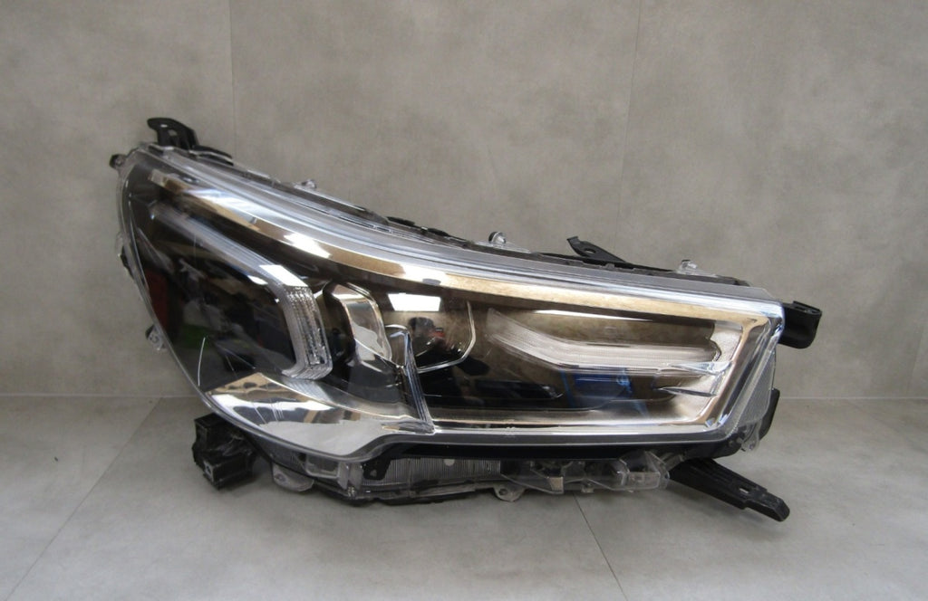 Prednji far TOYOTA HILUX VIII 8 LIFT FULL LED 20- RH desni