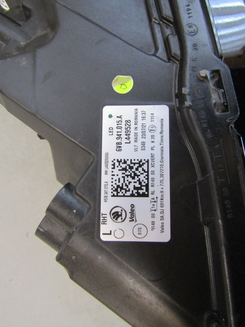 Prednji far SKODA FABIA IV 4 FULL LED LH lijevi 21- 6VB941015A