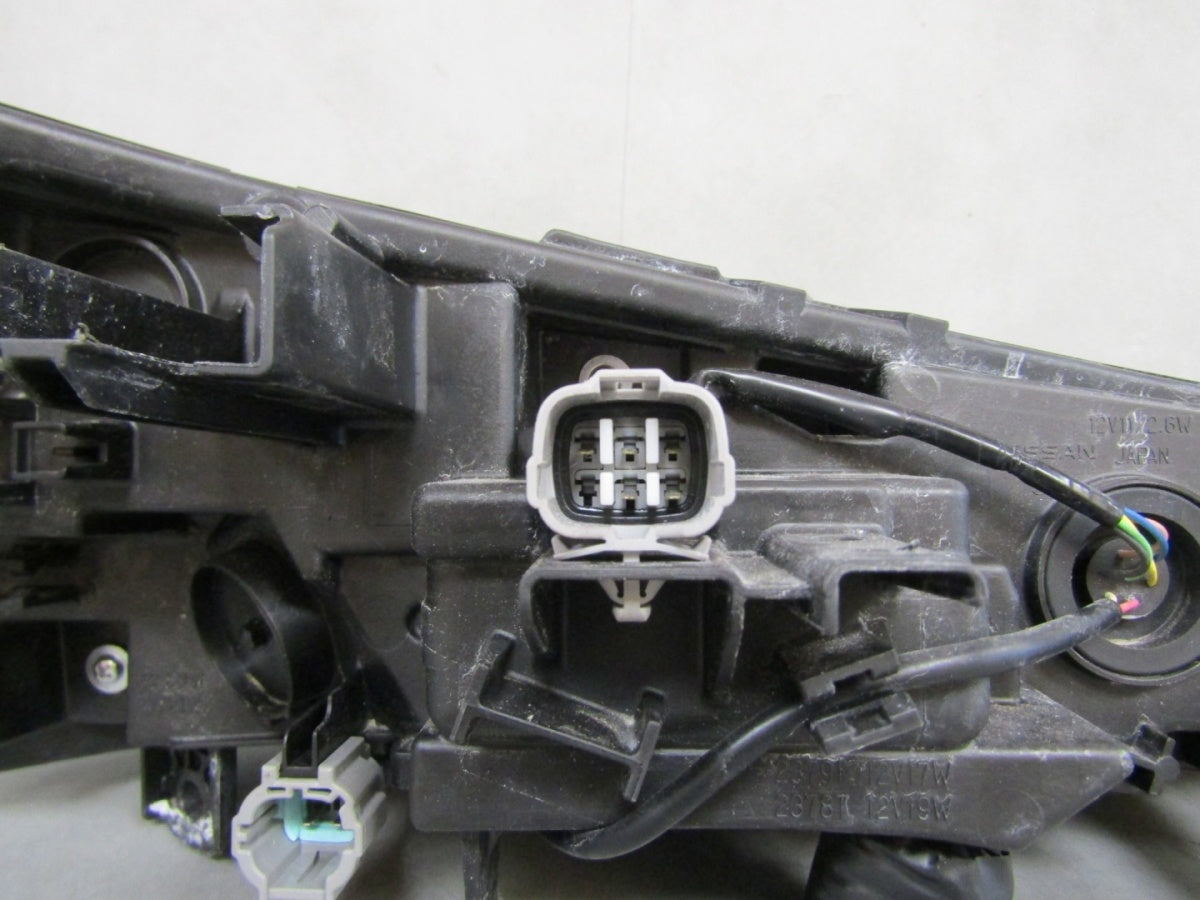 Prednji far NISSAN XTRAIL X-TRAIL T33 T 33 LED DRL 21- lijevi LH 210-23791