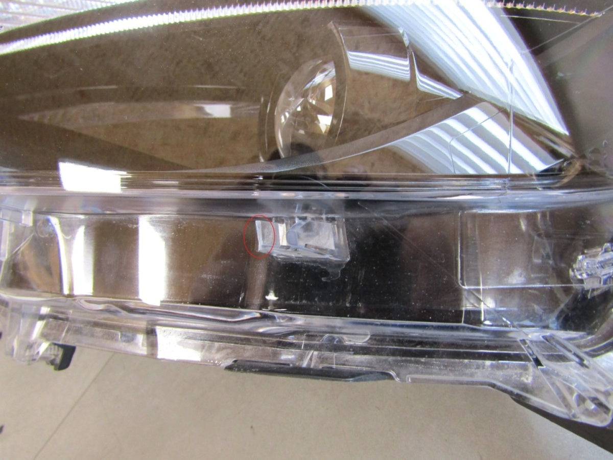 Prednji far TOYOTA COROLLA CROSS FULL LED 20- LH lijevi HASCO 16-184