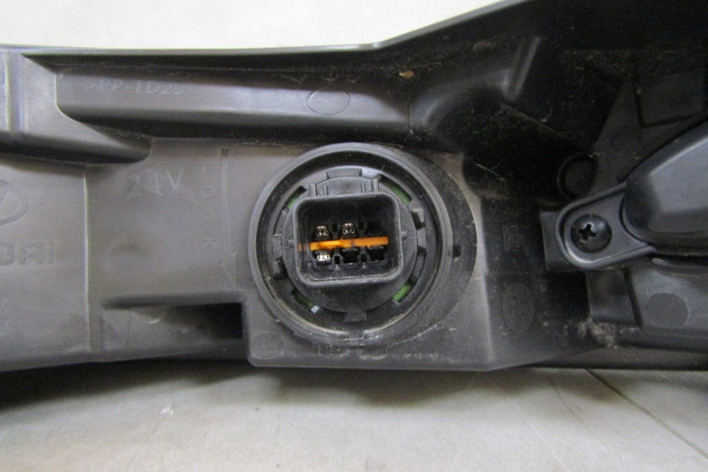 Prednji far Hyundai Bayon LED DRL 21-24 LH lijevi 92207Q05