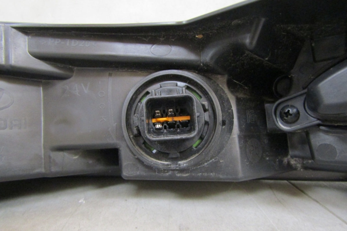 Prednji far Hyundai Bayon LED DRL 21-24 LH lijevi 92207Q05