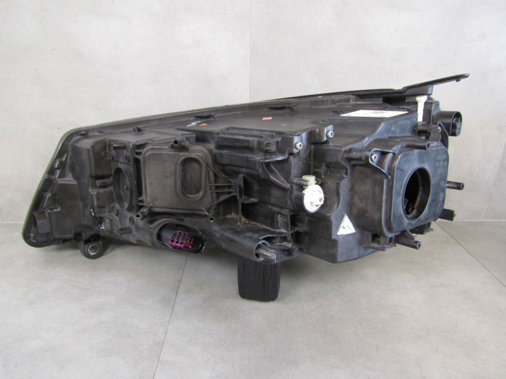 Prednji far VOLKSWAGEN TOUAREG II LIFT RH desni 14- 18 7P1941032