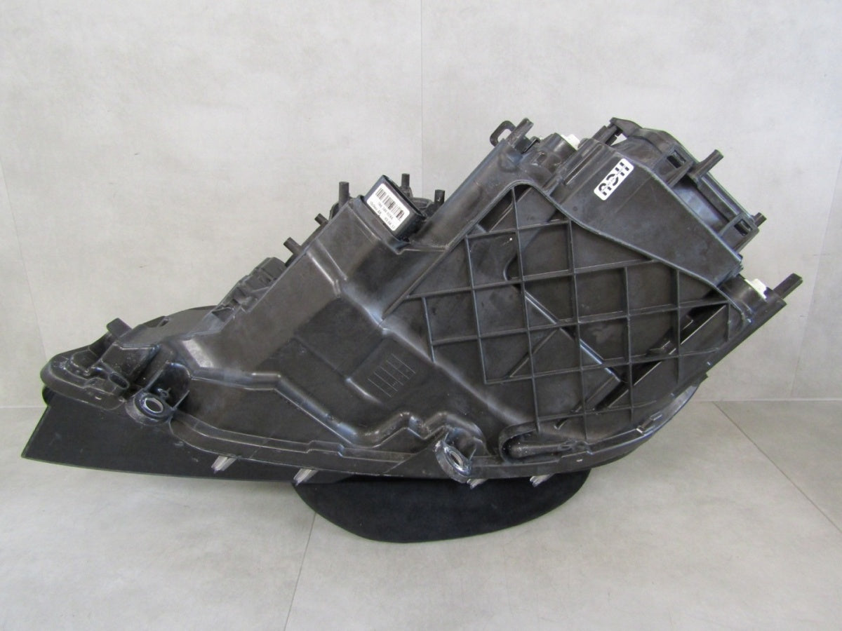 Prednji far VOLKSWAGEN TOUAREG II LIFT RH desni 14- 18 7P1941032