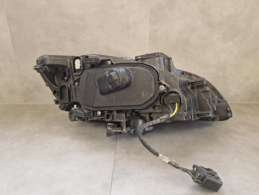 Prednji far VOLVO V60 II S60 II LIFT xenon zakretni lijevi LH 13-18