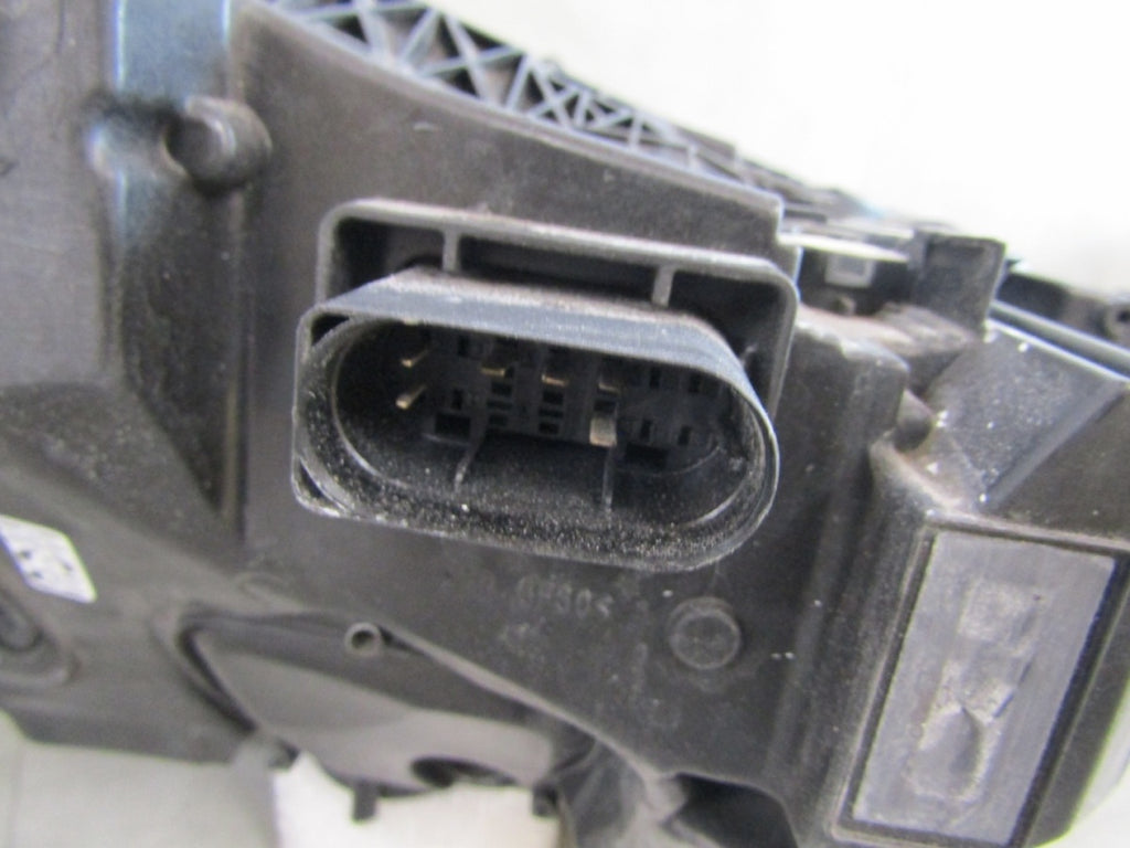 Prednji far MERCEDES S W223 FULL LED DIGITAL LIGHT LH lijevi 20- A2239063305