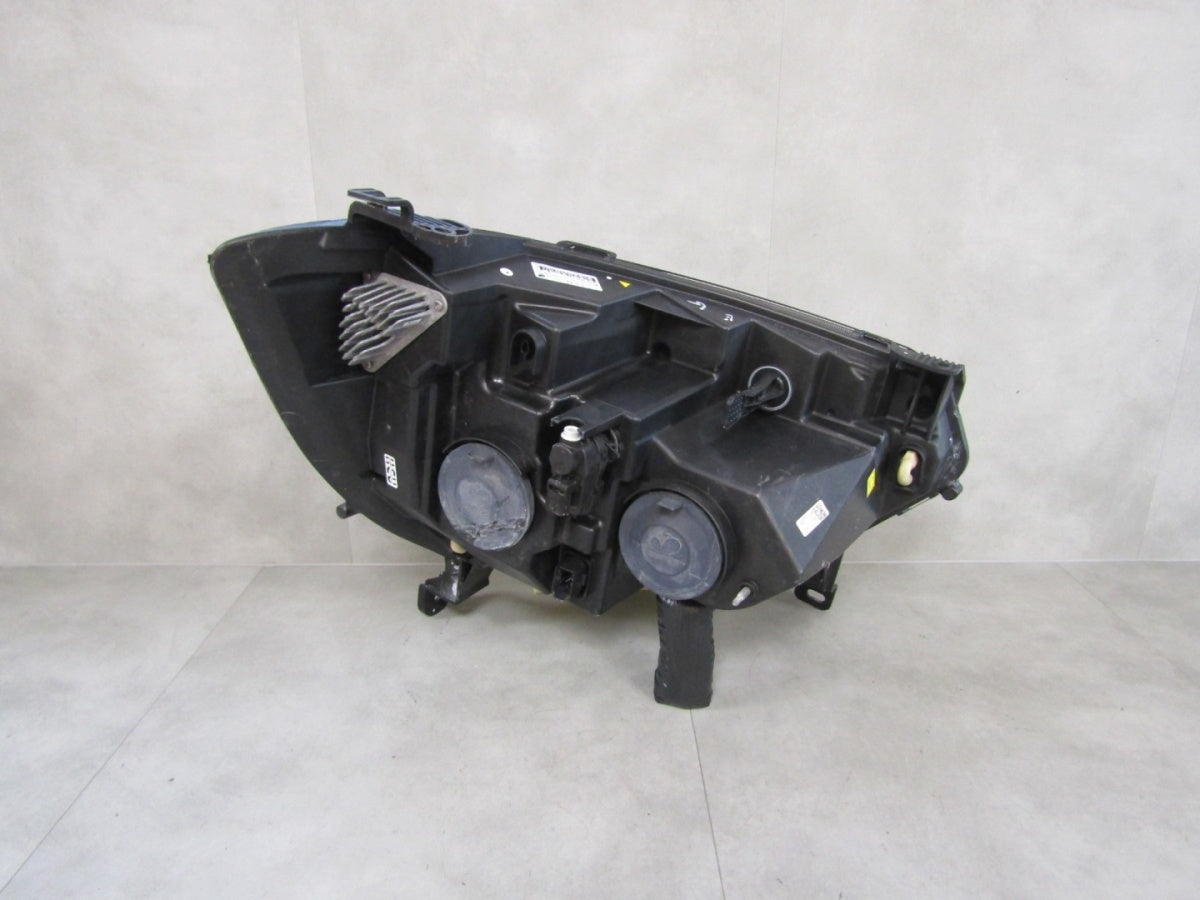 Prednji far RENAULT MASTER III LIFT halogen 19-24 LH 260607867R