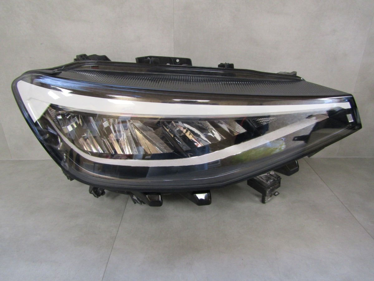 Prednji far VOLKSWAGEN ID.4 ID4 ID.5 ID5 LED 20- desni RH 11B941006