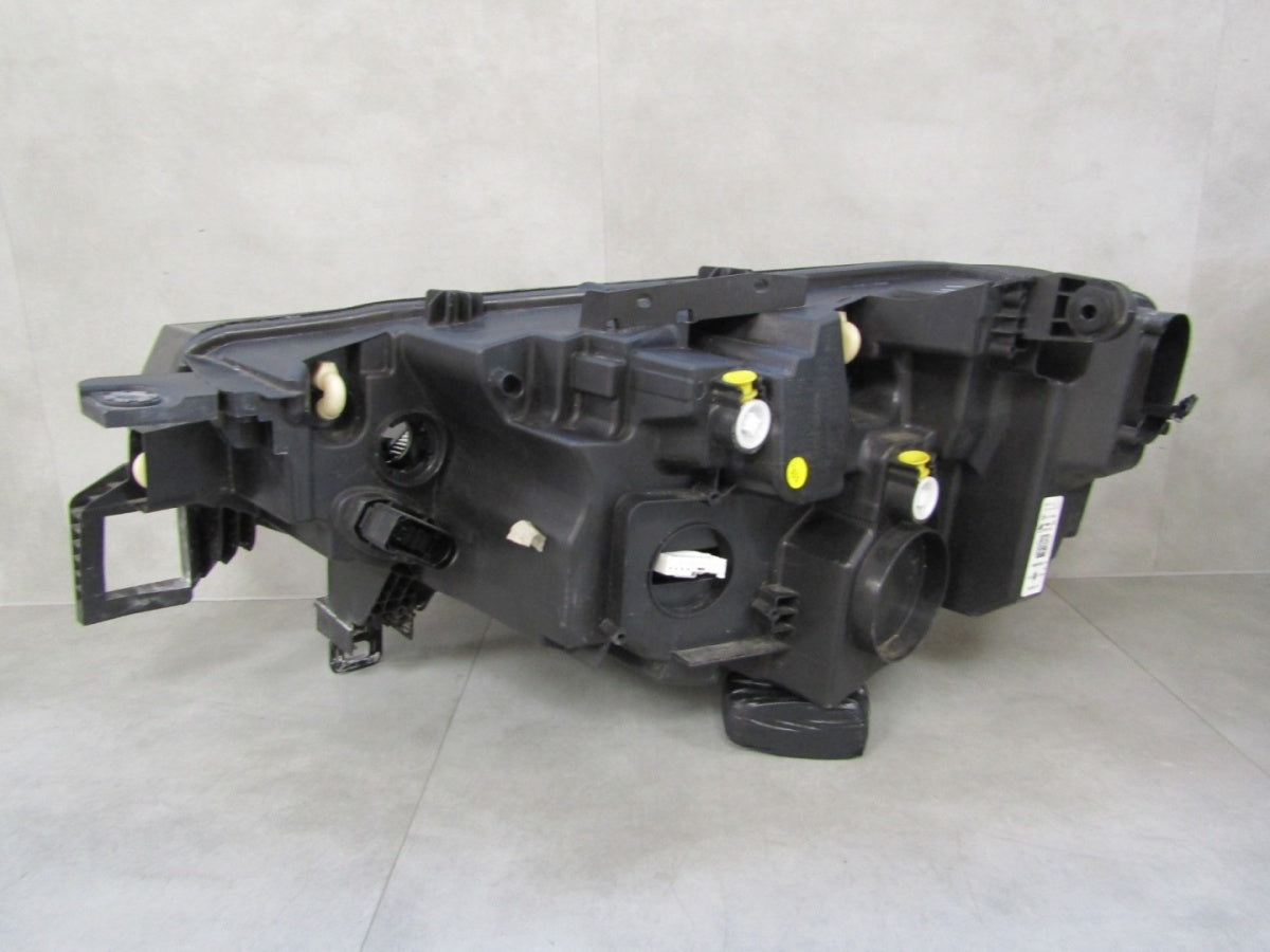Prednji far VOLKSWAGEN ID.4 ID4 ID.5 ID5 LED 20- desni RH 11B941006