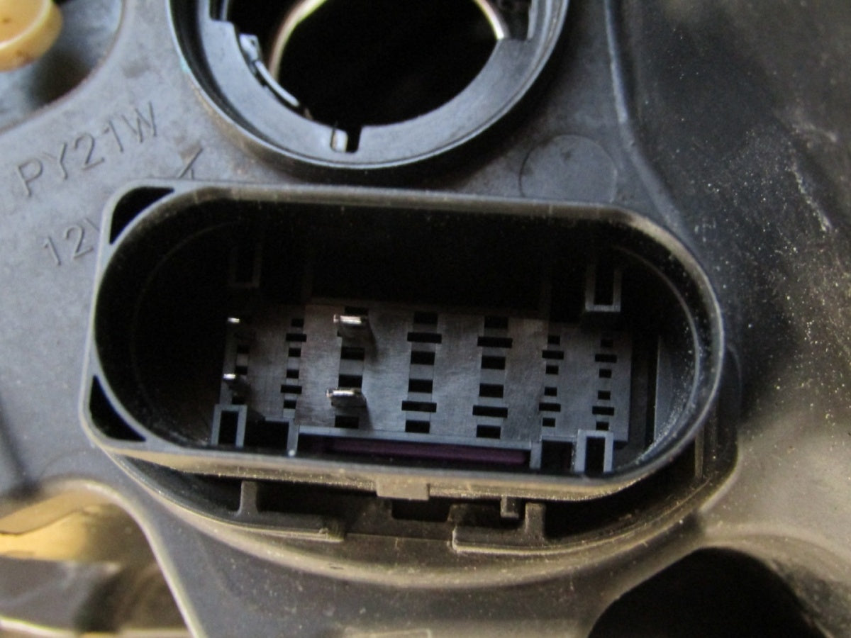 Prednji far VOLKSWAGEN ID.4 ID4 ID.5 ID5 LED 20- desni RH 11B941006
