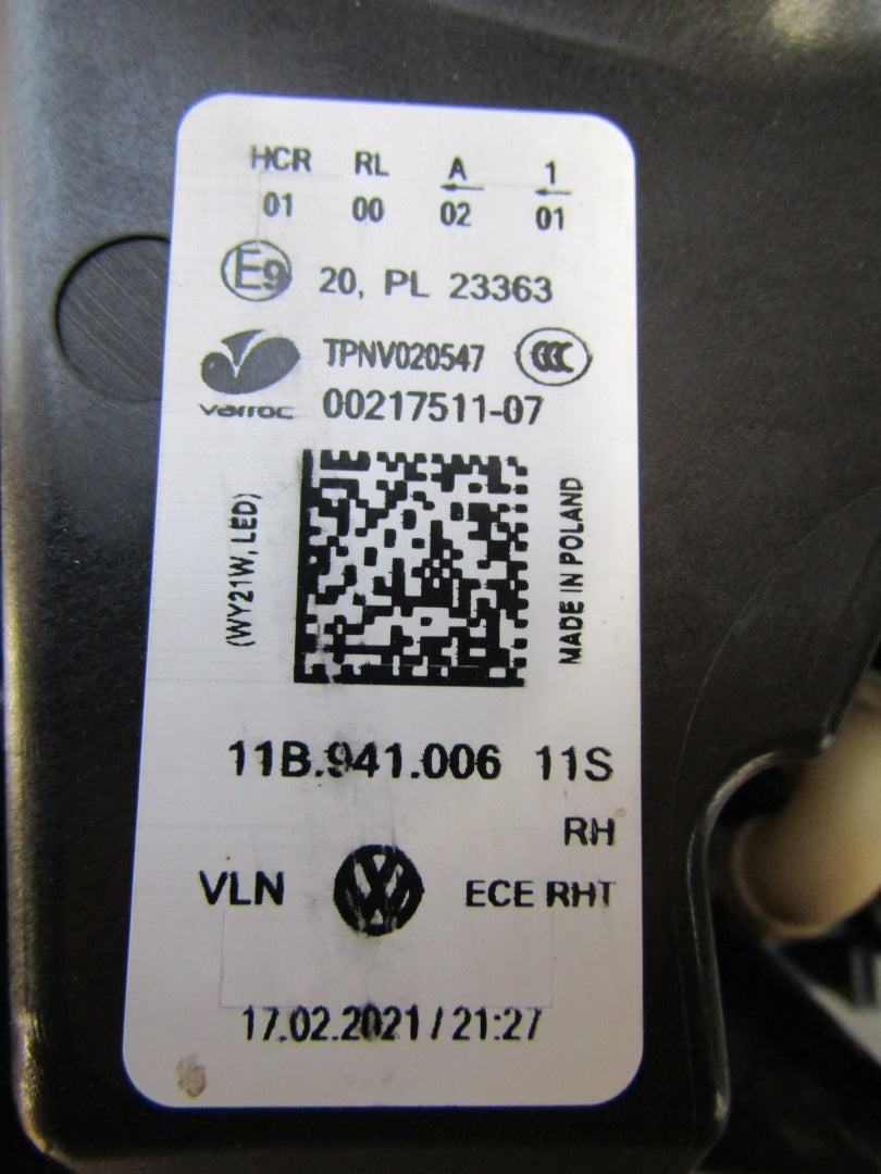 Prednji far VOLKSWAGEN ID.4 ID4 ID.5 ID5 LED 20- desni RH 11B941006