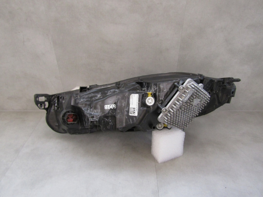 Prednji far JAGUAR XF X260 II 2 LIFT FULL LED 20-24 RH MK83-13W029
