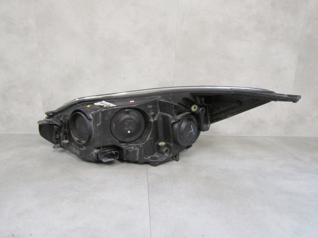 Prednji far FORD FOCUS MK3 III halogen RH desni CIEMNA 10-14