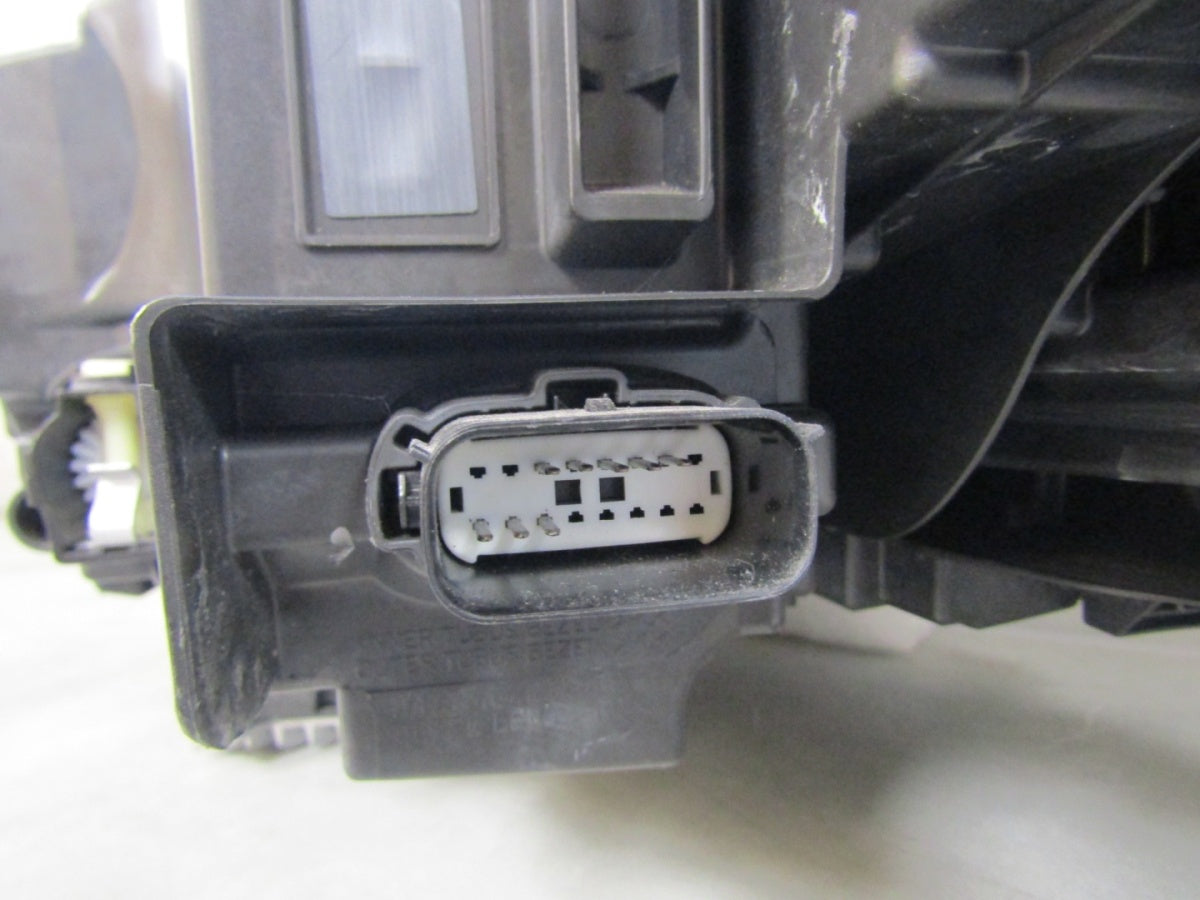 Prednji far FORD KUGA MK3 3 III LIFT FULL LED 24- RH PV4B-13E016-AF