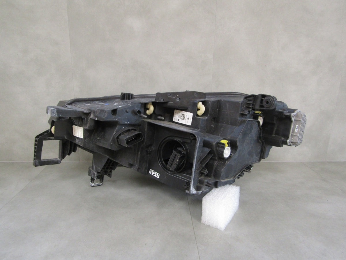 Prednji far VW ID.4 ID4 ID.5 ID5 FULL LED IQ LIGHT 20- RH 11B941036N