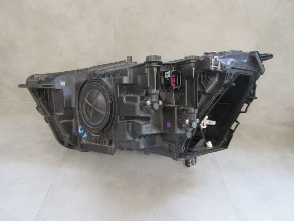 Prednji far AUDI Q3 83A FULL LED desni RH 18- 83A941034