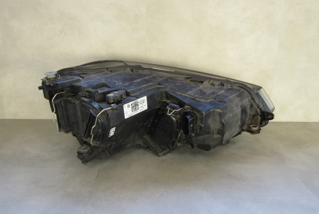Prednji far VW SPORTSVAN LIFT halogen 18-20 LH 517941005D