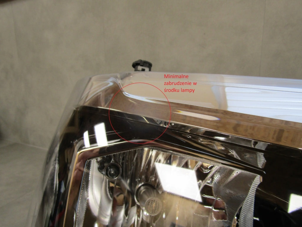 Prednji far VW CRAFTER 2 II halogen RH desni 16- 1EB012830-02