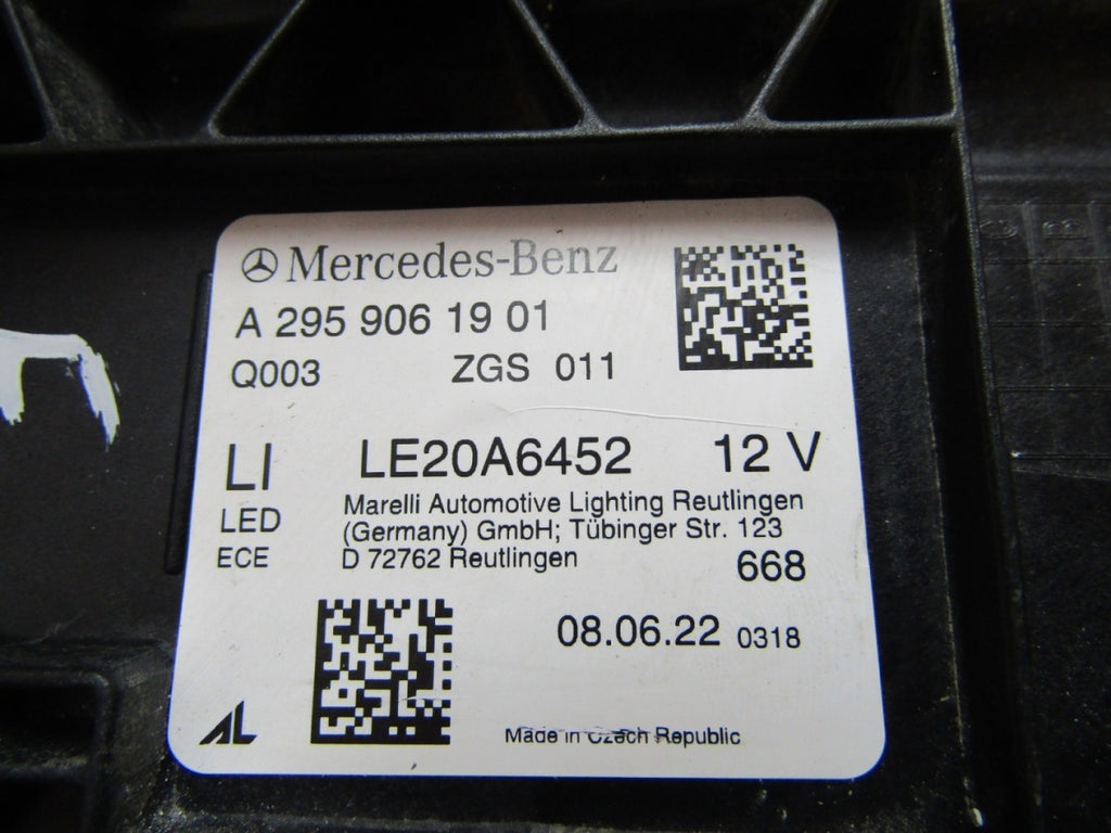 Prednji far MERCEDES EQE W295 FULL LED DIGITAL 2959061901 LH lijevi 23-