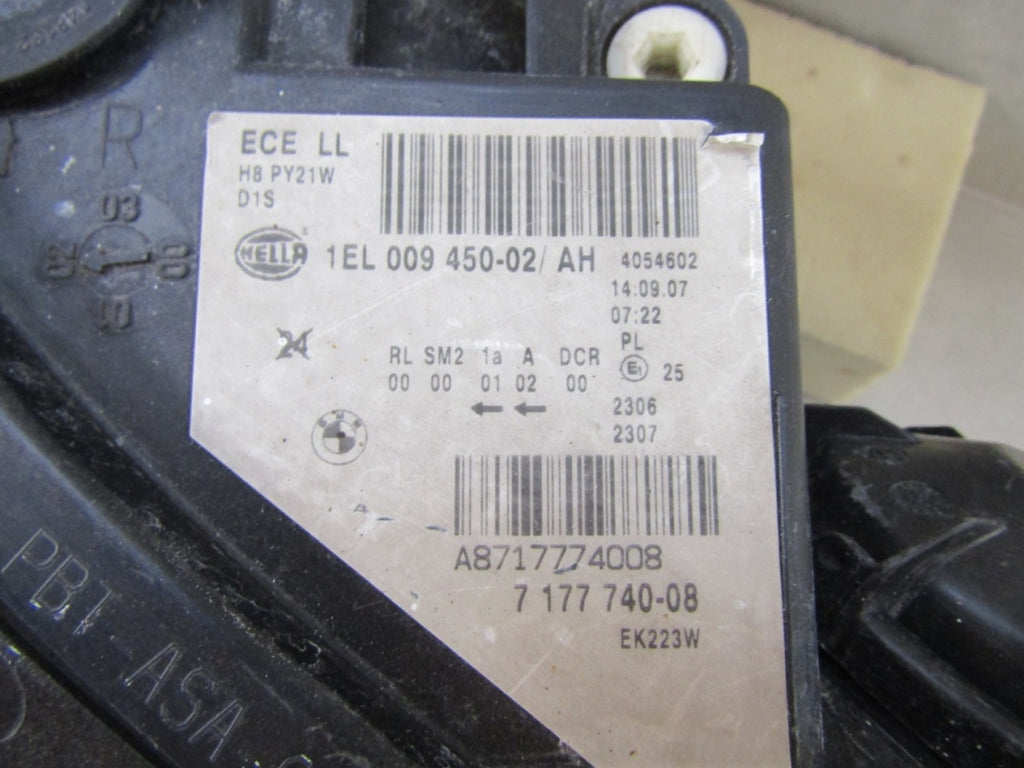 Prednji far BMW 5 E60 E61 LIFT xenon nezakretni 07-10 RH desni 7177740-08