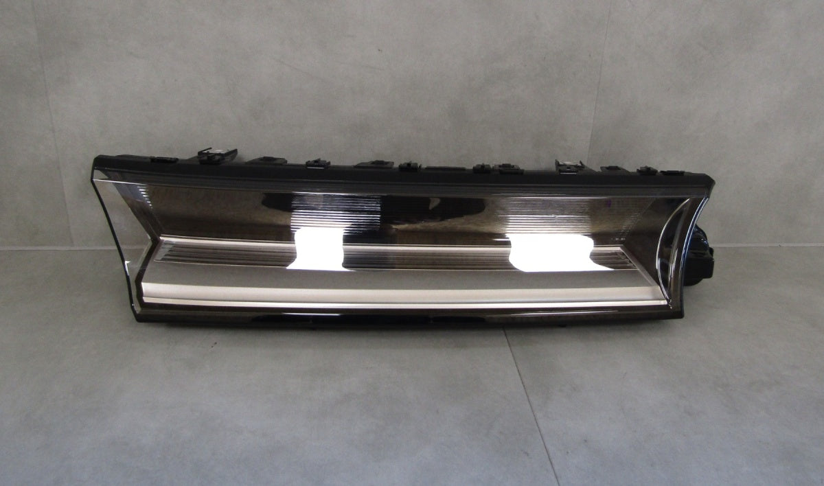 Prednji far VW TRANSPORTER MULTIVAN T7 LED DRL LH 21-