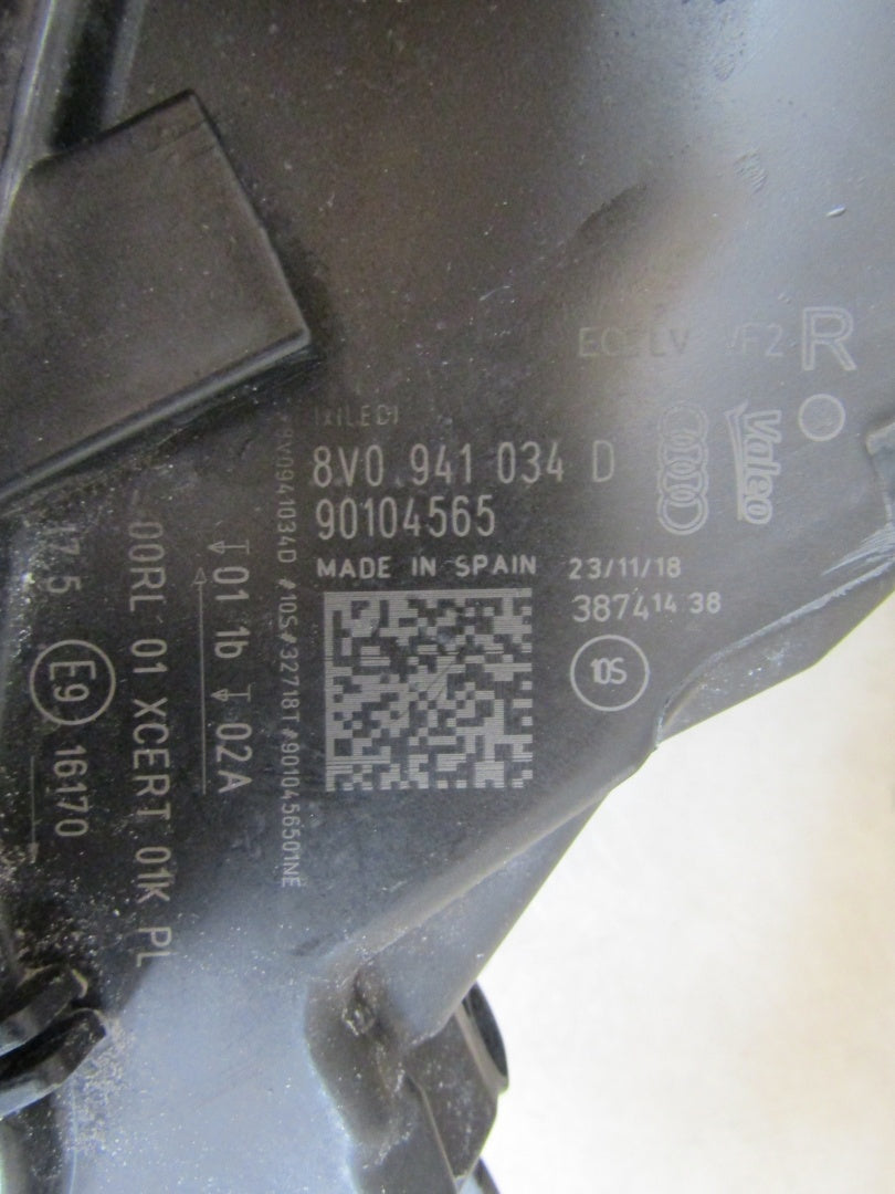 Prednji far AUDI A3 8V0 8V FULL LED LIFT 16-20 RH desni 8V0941034D