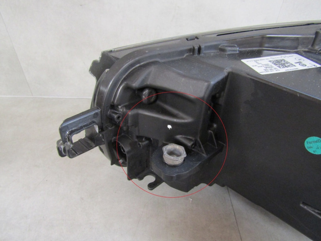 Prednji far VW PASSAT B9 FULL LED TOP IQ LIGHT 23- RH desni 3J1941036