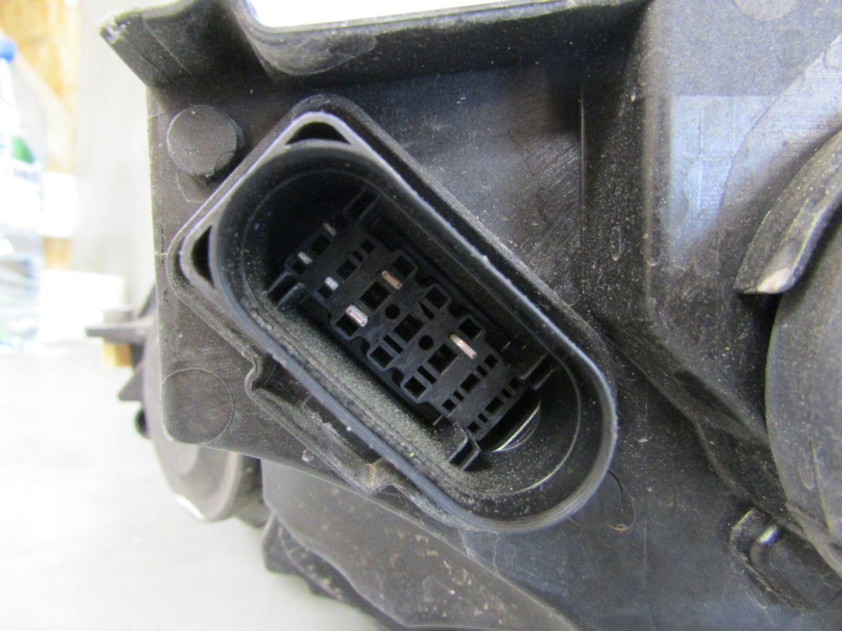Prednji far VOLKSWAGEN VW GOLF 8 VIII LED 19-24 RH 5H1941006