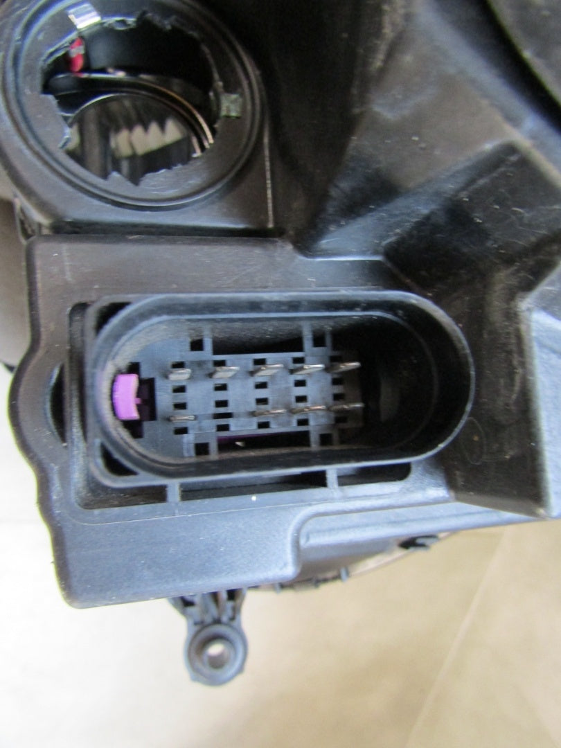 Prednji far Volkswagen VW GOLF JETTA V 5 halogen LH lijevi 03-09 1K6941005K