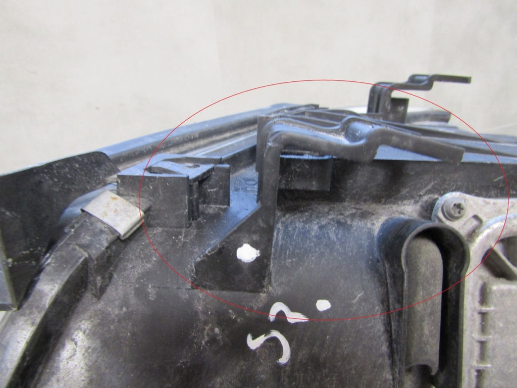 Prednji far BMW 3 E92 E93 Coupe xenon zakretni RH desni 07-12 7239928-07