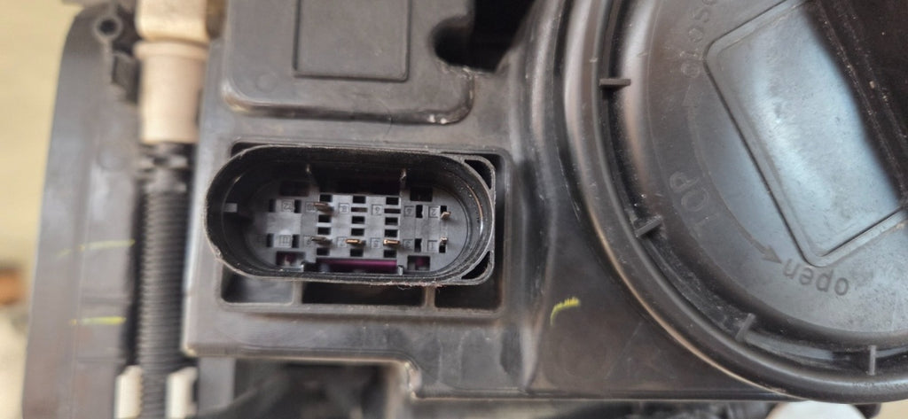 Prednji far Mercedes GLE 167 FULL LED MULTIBEAM 19-23 RH desni A1679065806