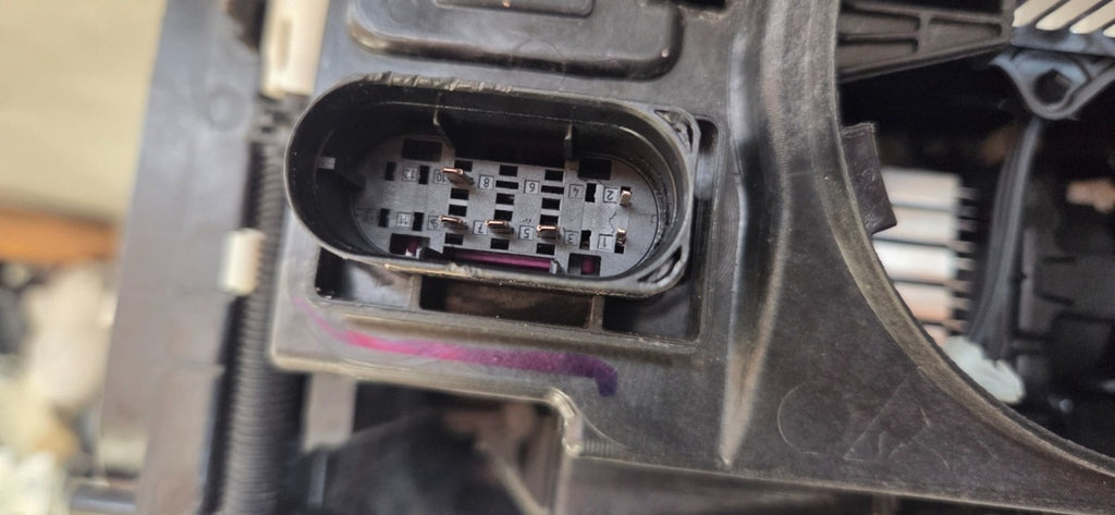Prednji far MERCEDES GLE 167 FULL LED MULTIBEAM 19-23 RH desni A1679065608
