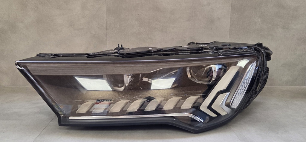 Prednji far AUDI Q7 4M0 LIFT 19-24 LASER LH KOMPLETNA 4M0941085