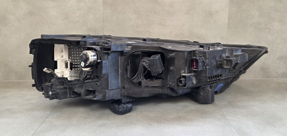 Prednji far AUDI Q7 4M0 LIFT 19-24 LASER LH KOMPLETNA 4M0941085