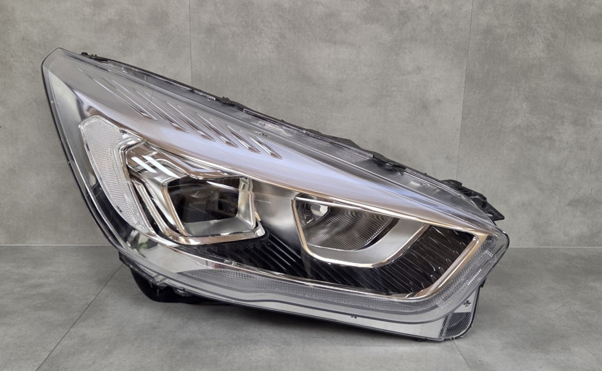 Prednji far FORD KUGA MK2 LIFT halogen sa sočivom 16-19 desni RH GV4113W029GJ