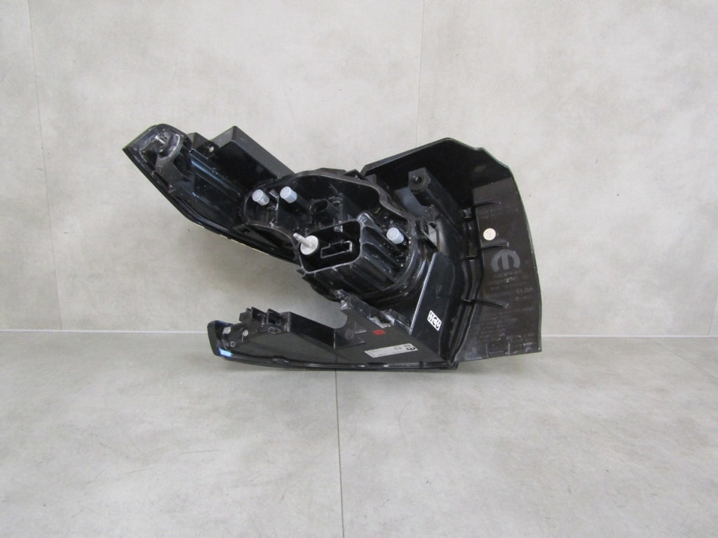 Stop svjetlo Citroën C3 Aircross II 2 LED RH desni 24- 9848440980