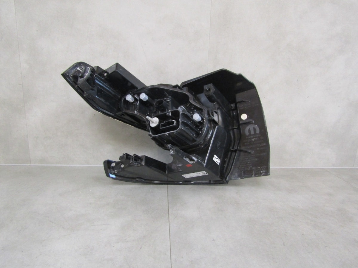 Stop svjetlo Citroën C3 Aircross II 2 LED RH desni 24- 9848440980