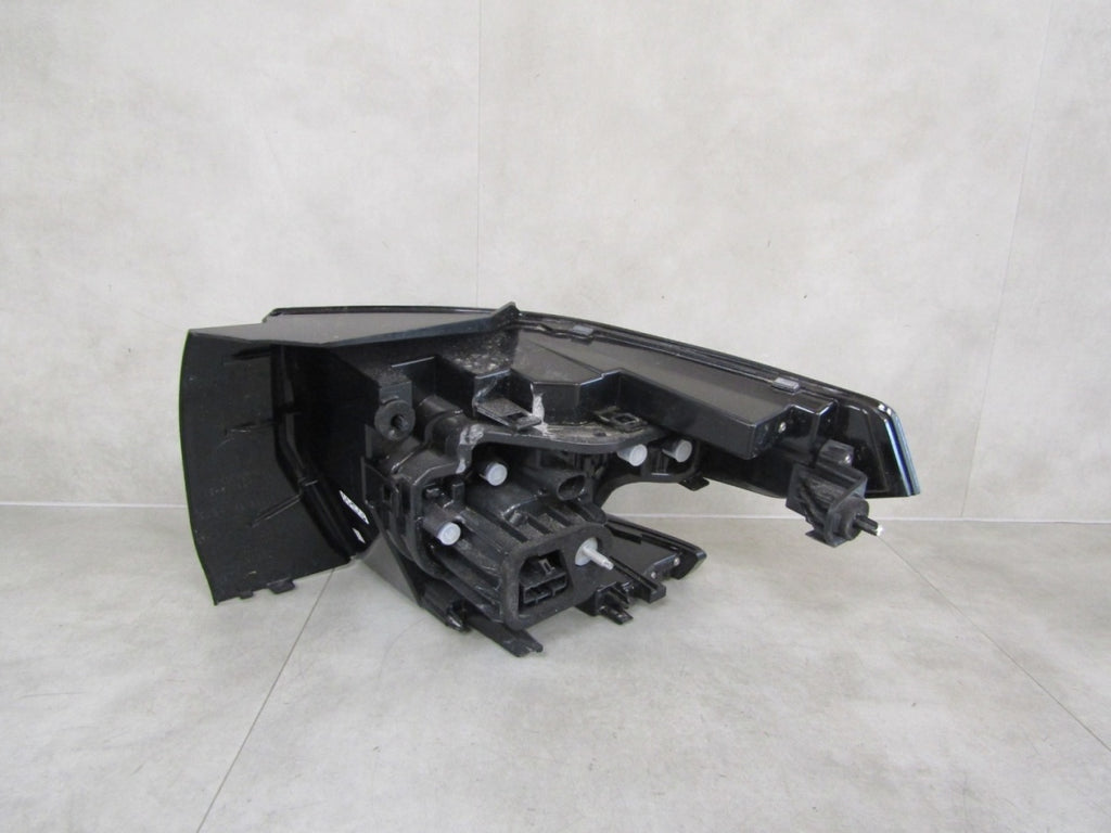 Komplet Lamp Tylnych lijevi desni Citroën C3 Aircross II 2 LED 24- 9848441280 9848440980