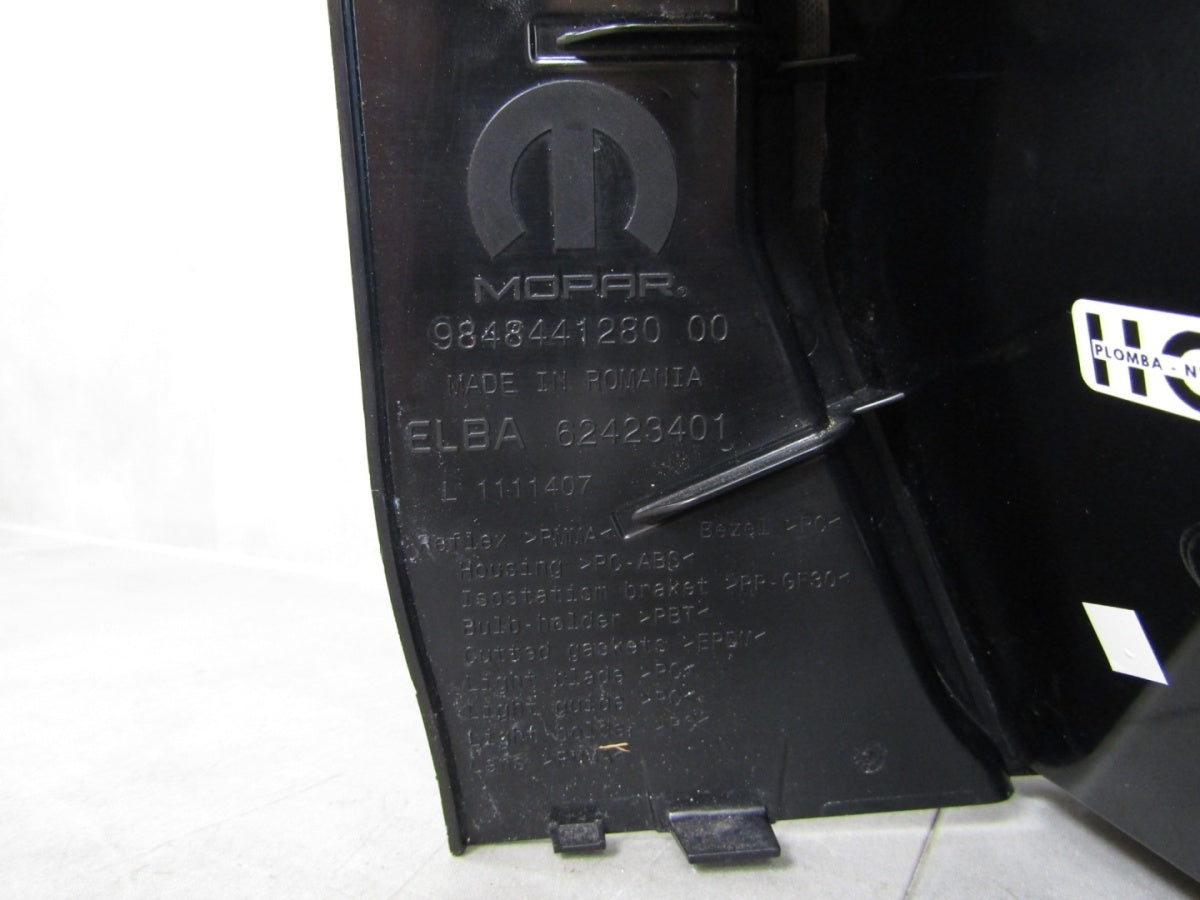 Komplet Lamp Tylnych lijevi desni Citroën C3 Aircross II 2 LED 24- 9848441280 9848440980