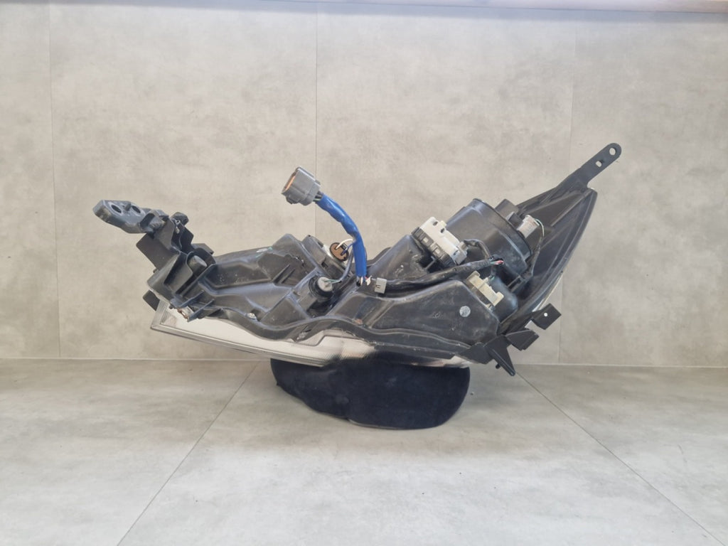 Prednji far SUBARU OUTBACK V LEGACY VI LED RH desni 14-19